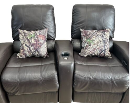TrueTimber Camo Outdoor/Indoor Pillows– 18" x 18" (2-Pack) Made in USA - Picture 7 of 7