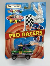 Matchbox Looney Tunes Pro Racers Daffy Duck 4x4 Open Back Truck NIP 1993 Toyota