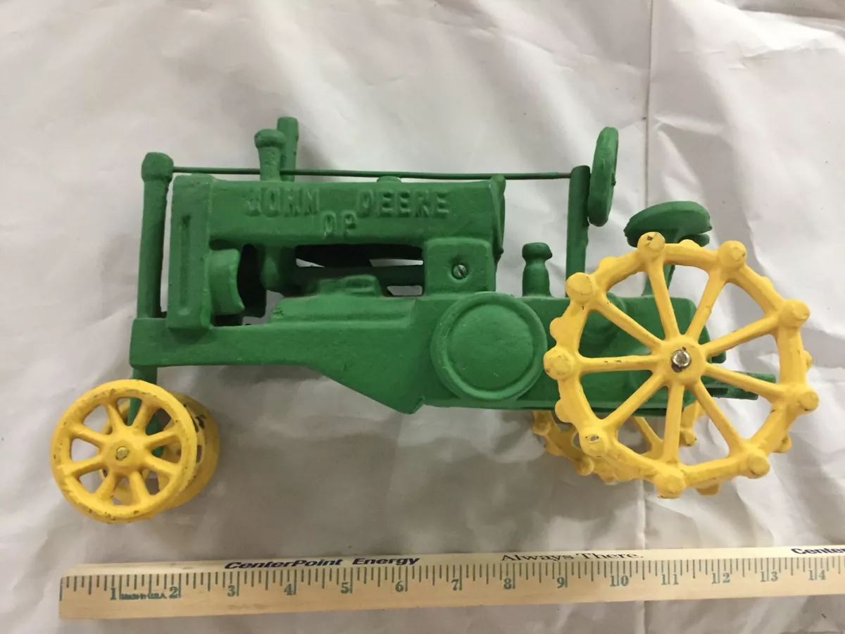 John deere cast hotsell iron toy tractor
