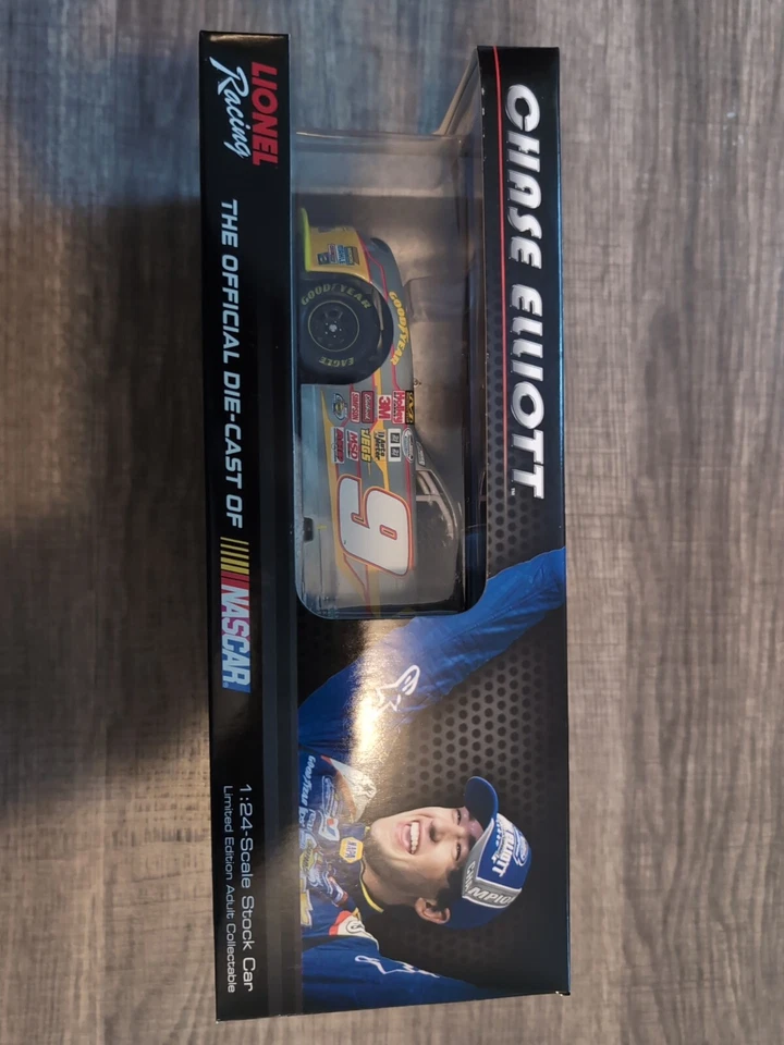 Camaro campeón de Napa 2014 escala 1:24 Chase Elliott crudo 1 de 144 Foto 2 de 3