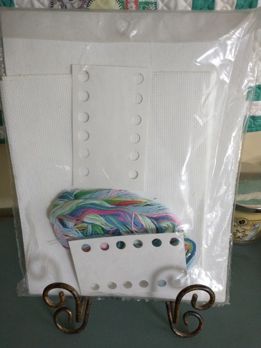 Counted Cross Stitch Kit "Circus Parade" Thread Fabric Instructions Needle - Picture 4 of 5