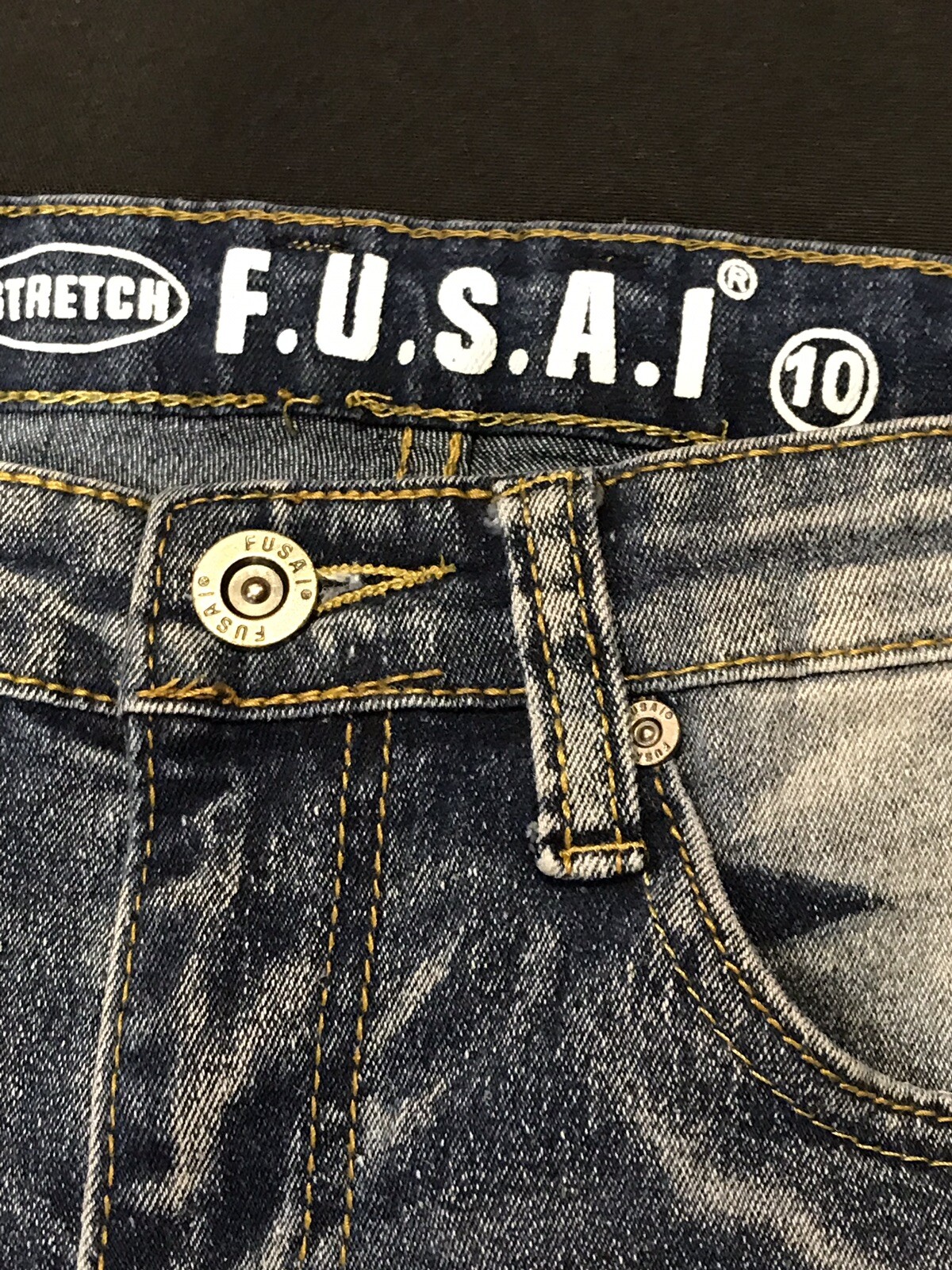 Picture 5 of 12
