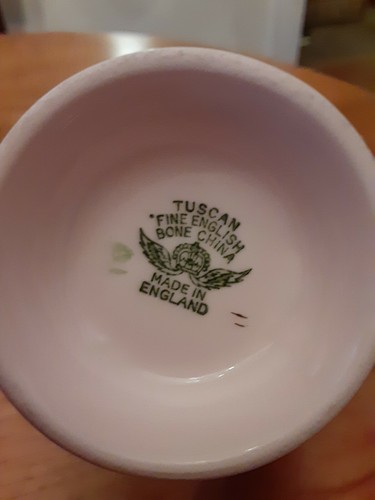 Vtg Tuscan Bone China England Chintz Footed Tea Cup Set - Picture 6 of 9