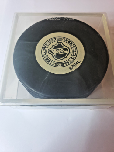 Autographed PAT LAFONTAINE "HOF 2003" New York Islanders Hockey Puck - Picture 6 of 6
