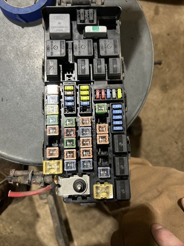 02-10 Ford Explorer XLT 4.0L Engine Fuse Relay Box Junction Block 4L2T-14398 HF - Picture 7 of 8