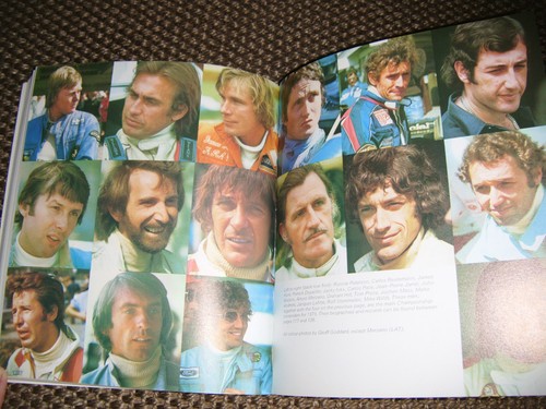 JPS BOOK 1975 F1 LOTUS 72 EMERSON FITTIPALDI JAMES HUNT NIKI LAUDA DENNY HULME - Picture 5 of 6