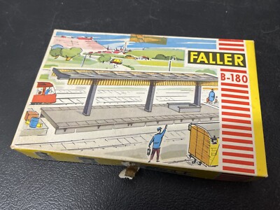Vintage Faller B-180 Train Covered Platform