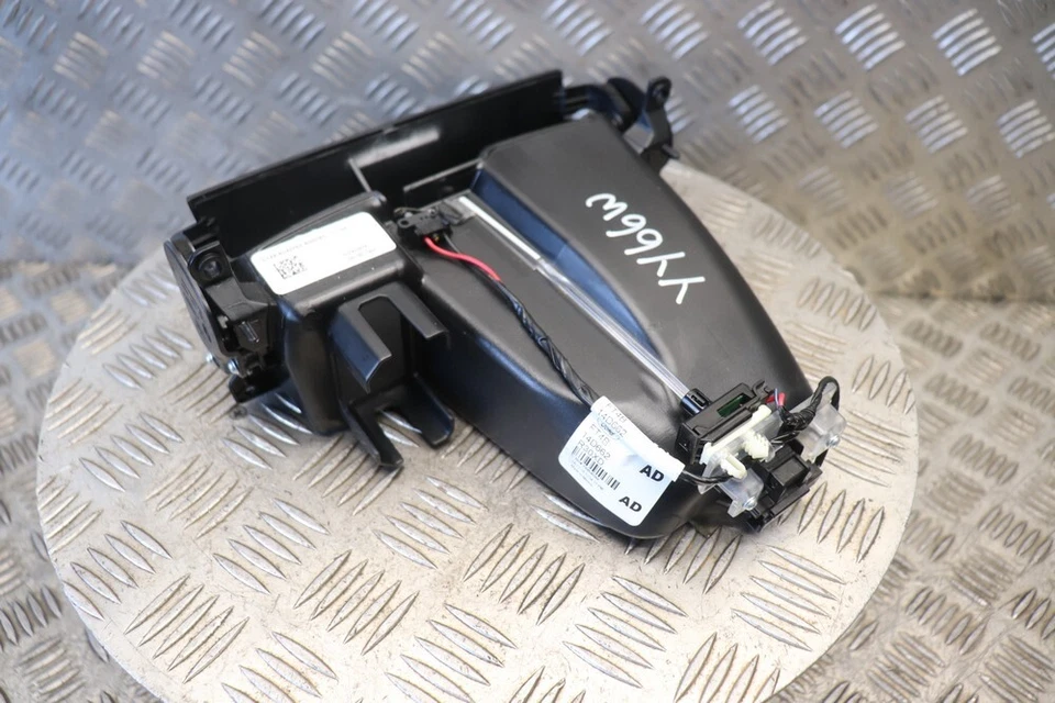 Cenicero deportivo Ford Edge MK1 GT4B-R045P64-B 2015-2019 YY66W Foto 2 de 4