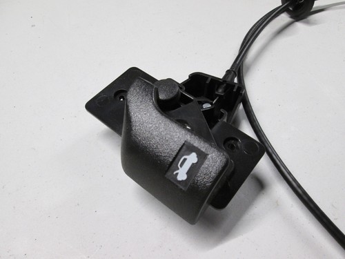 Cable de liberación del capó Cadillac Buick Olds 1998-2011 15242999 T-43G - Imagen 3 de 4