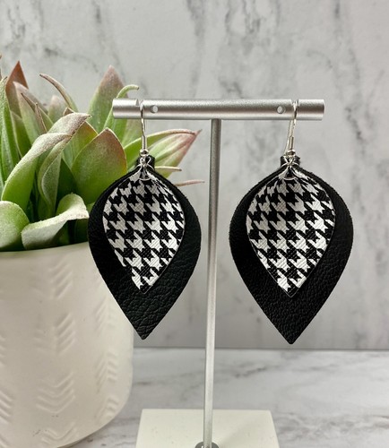 NEW Faux Vegan Leather White Black Houndstooth Teardrop Earrings Pinched Silver  - Picture 5 of 6