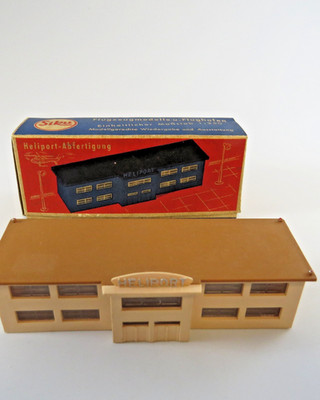 Siku Vintage Heliport # F208 In Orig. Box Made in Germany - Scale 1:250