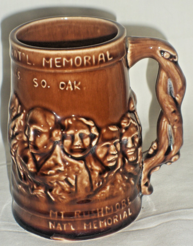 Mt.Rushmore Black Hills South Dakota Monument Souvenir Stein Mug Cup Art Pottery