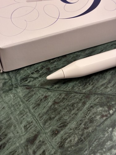 Apple Pencil Pro M4 2024 - Zdjęcie 2 z 3