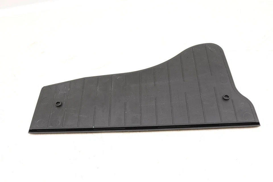 BMW 228I XDRIVE 2015-2016 - Guantera/Compartimiento Inserto de goma 9226050 Foto 2 de 4