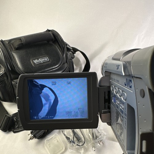 TESTED JVC Video Camera Mini DV Camcorder GR-D90U With Case, Accessories & Film - Picture 7 of 7