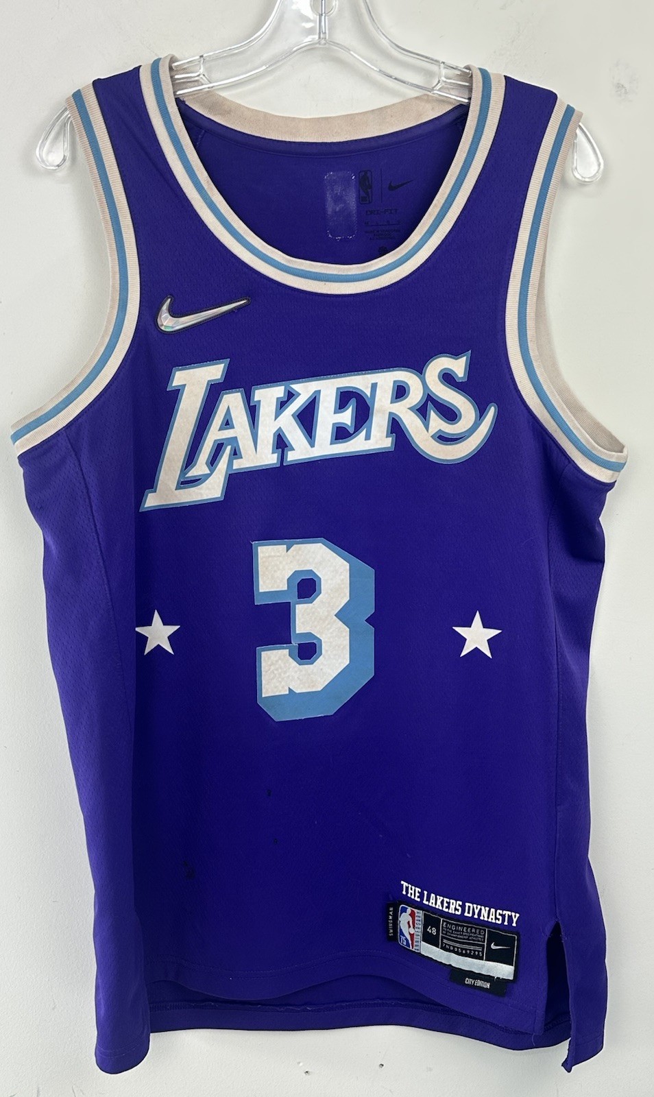 Picture 1 of 12