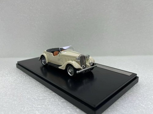 Matrix 1:43 White Rover 12HP Tourer 1935 Vintage Car Resin Model - Picture 2 of 3