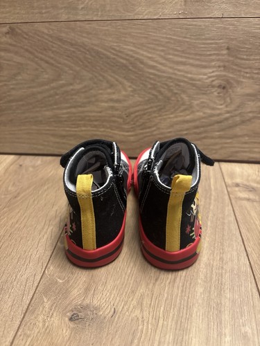 Disney Mickey Mouse Kinder High Top Schuhe Größe 9 schwarz rot Canvas Turnschuhe - Bild 6 von 10