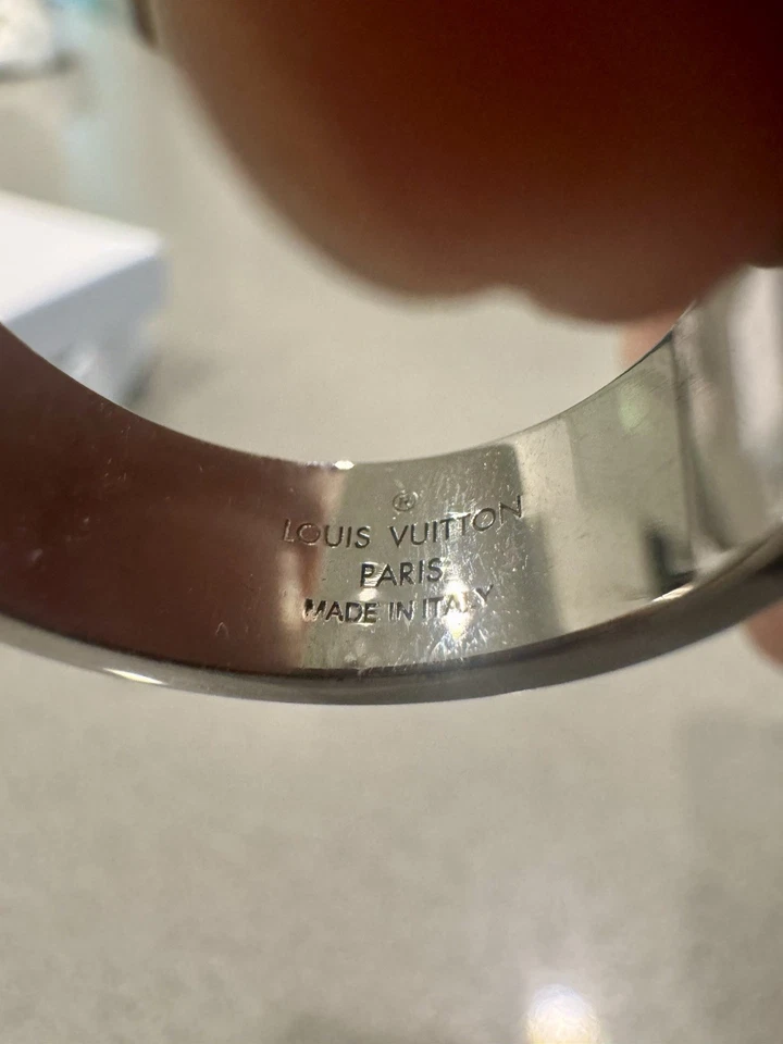 Auténtico Anillo Instinto LV LOUIS VUITTON Talla L (US 10) Color Plata Foto 4 de 4