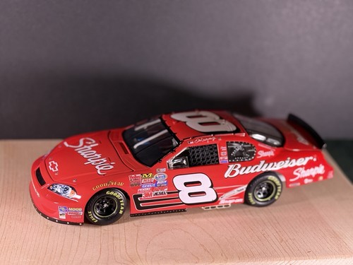 Dale Earnhardt Jr 1:24 ACTION 2007 #8 SHARPIE BUDWEISER NASCAR Drivers Select - Picture 4 of 14