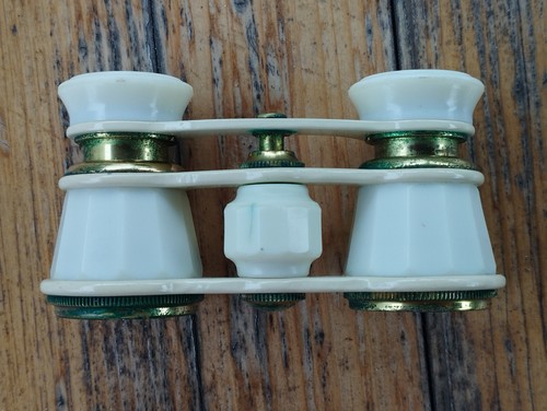 Vintage Soviet Theater Binoculars White Gold Original Case Very Wonderful USSR - Picture 6 of 15