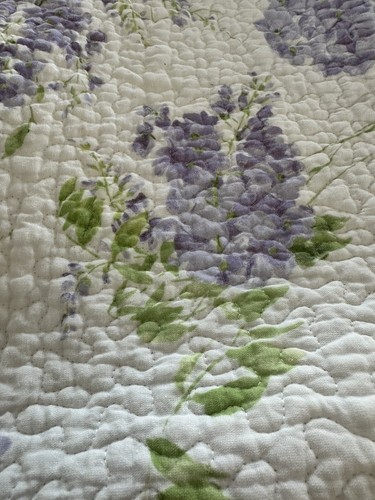 Laura Ashley Keighley Lilac White Floral Cotton Reversible Twin Quilt - Picture 2 of 8