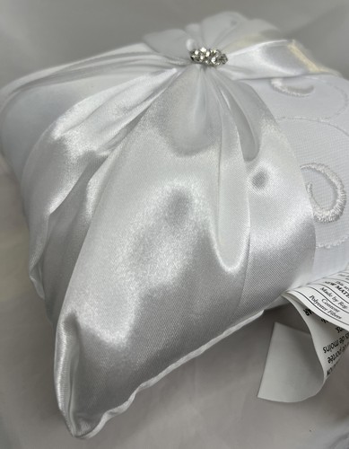 Lillian Rose Ring Pillow White Sash Satin 8" Square Silver With Rhinestones NIB - Picture 6 of 10