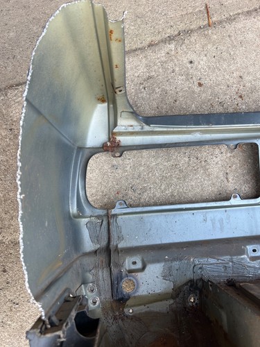BMW E30 325e 318I 320I 325I 325IX Rear Right Quarter Panel Frame Cut OEM #87235 - Picture 11 of 12