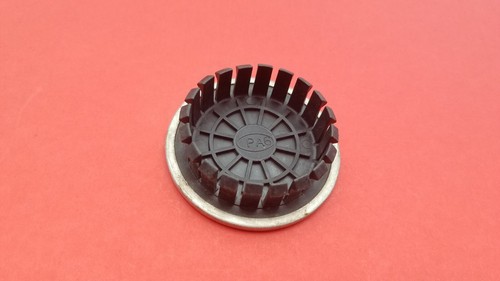 BUICK REGAL CENTURY LESABRE TAPACUBOS TAPA CENTRAL TAPA ANTIPOLVO FABRICANTE DE EQUIPOS ORIGINALES C17 - Imagen 3 de 4