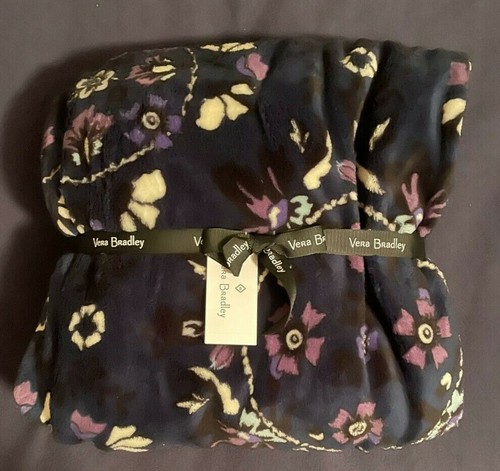 Vera Bradley Blanket Throw - NWT - Picture 23 of 27