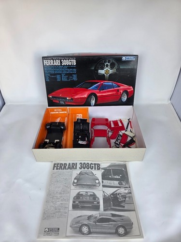 Gunze Sangyo Ferrari 308GTB 1/24 Model Kit Motorized Japan Incomplete Parts - Picture 6 of 8