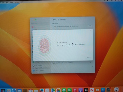 Apple MacBook Pro 15 inch 2017 (1 TB SSD 16GB RAM) Core i7 Touchbar A1707 - GREY - Afbeelding 7 van 18