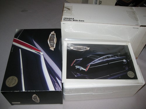 HOT WHEEL /LEGENDS SERIES- CADZZILLA CAR SET 1:24 & 1:64 SCALE CAR MODELS - Picture 11 of 12