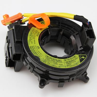 84306-60080 NEUF c/âble spiral/é Horloge Printemps pour 4Runner Land Cruiser FJ Cruiser