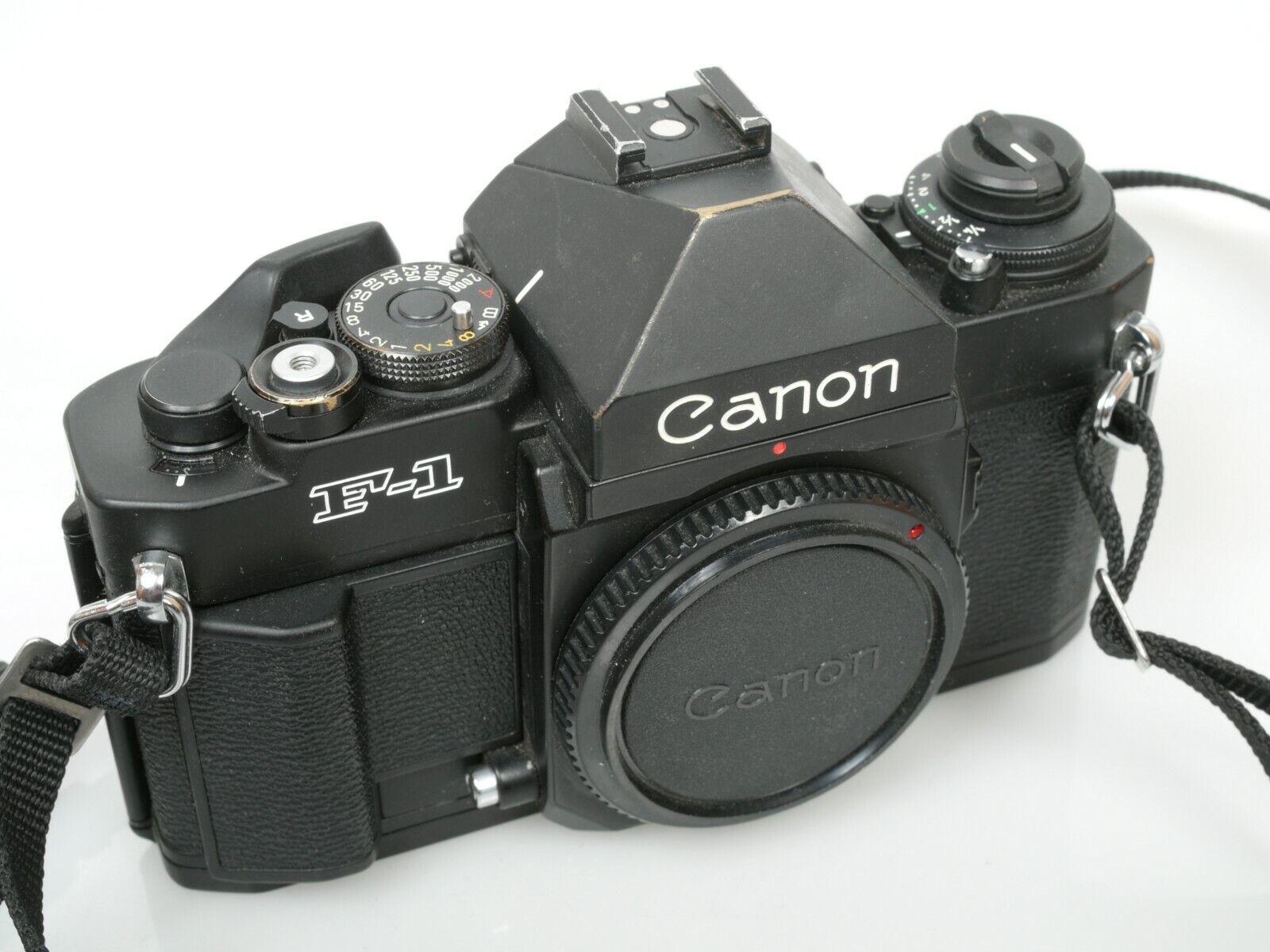 Canon F1 New body Gehäuse SLR analog s. gut + funktionsf