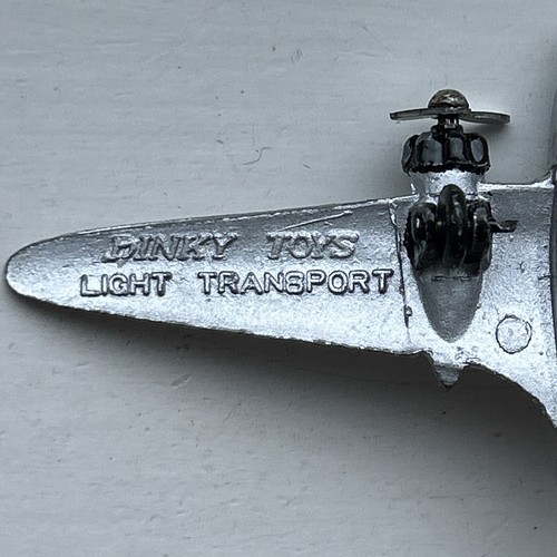 DINKY 62M LIGHT TRANSPORT PLANE (AIRSPEED AS.6 ENVOY) SILVER VINTAGE 1945-48 - Picture 11 of 14