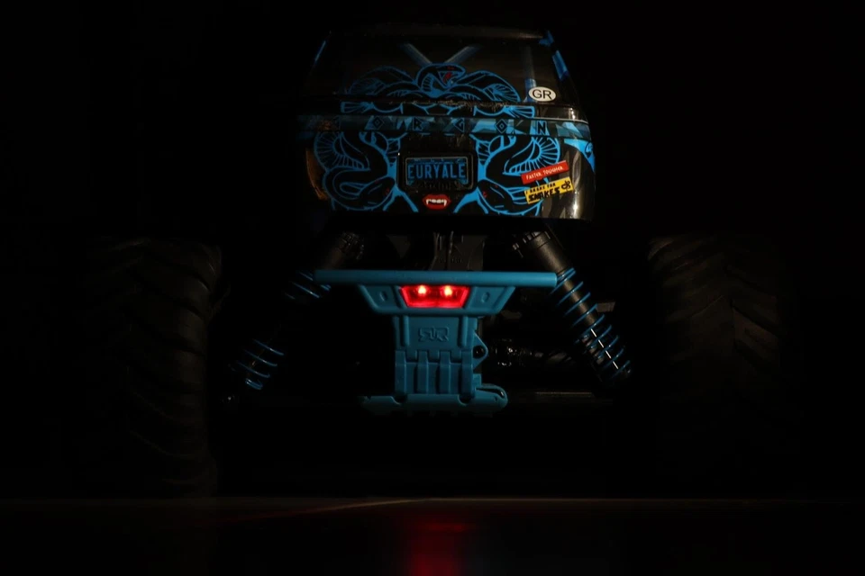 Arrma Gorgon Light Kit for Stock Bumper Headlights - Image 4 of 4