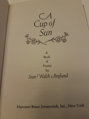 A Cup of Sun a Book of Poems by Joan Walsh Anglund Hardcover - Bild 4 von 7
