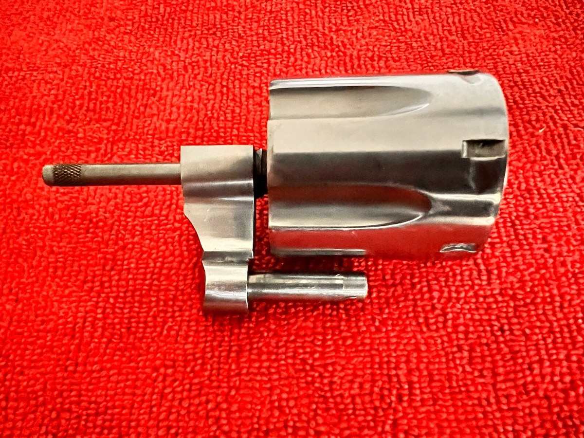 Rossi Model 851 38 Special Stainless Steel Cylinder & Crane See
