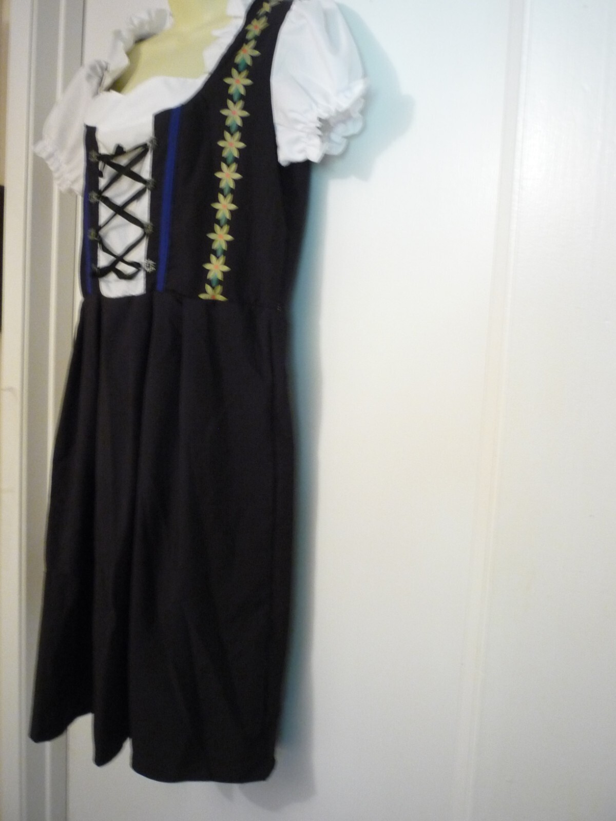 Picture 4 of 6