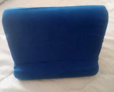 PILLOW PAD TABLET STAND MULTI-ANGLE SOFT STAND BLUE 
