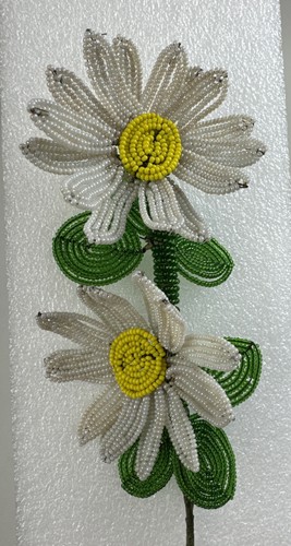 FLORES CON CUENTAS SEMILLAS FRANCESAS HECHAS A MANO DE COLECCIÓN - 7 flores - 8” a 12” de longitud - Imagen 4 de 11