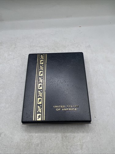 U.S. Air Force Commendation Medal Set in Presentation Case - Picture 8 of 12