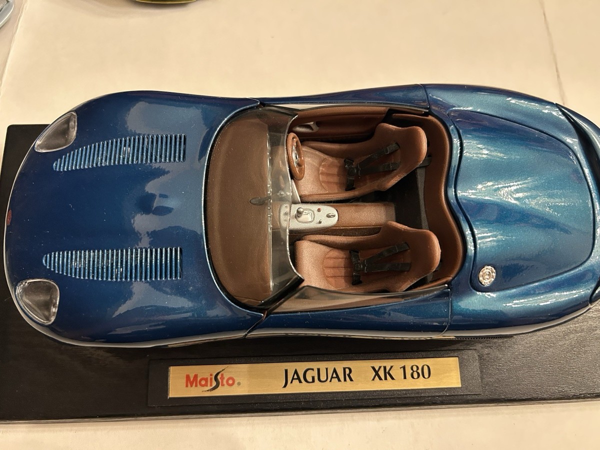 Jaguar XK 180 Teal Green 1:18 Maisto Special Edition Diecast Car