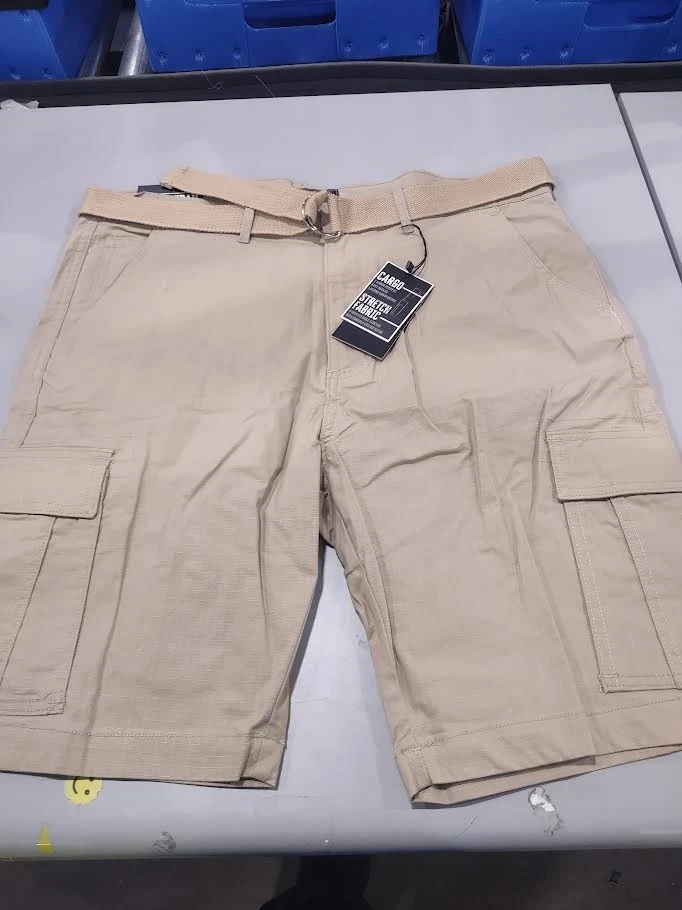 RUGGED TRAIL STRETCH FABRIC, CARGO SHORTS - SIZE: MEN 36 - LIGHT KHAKI