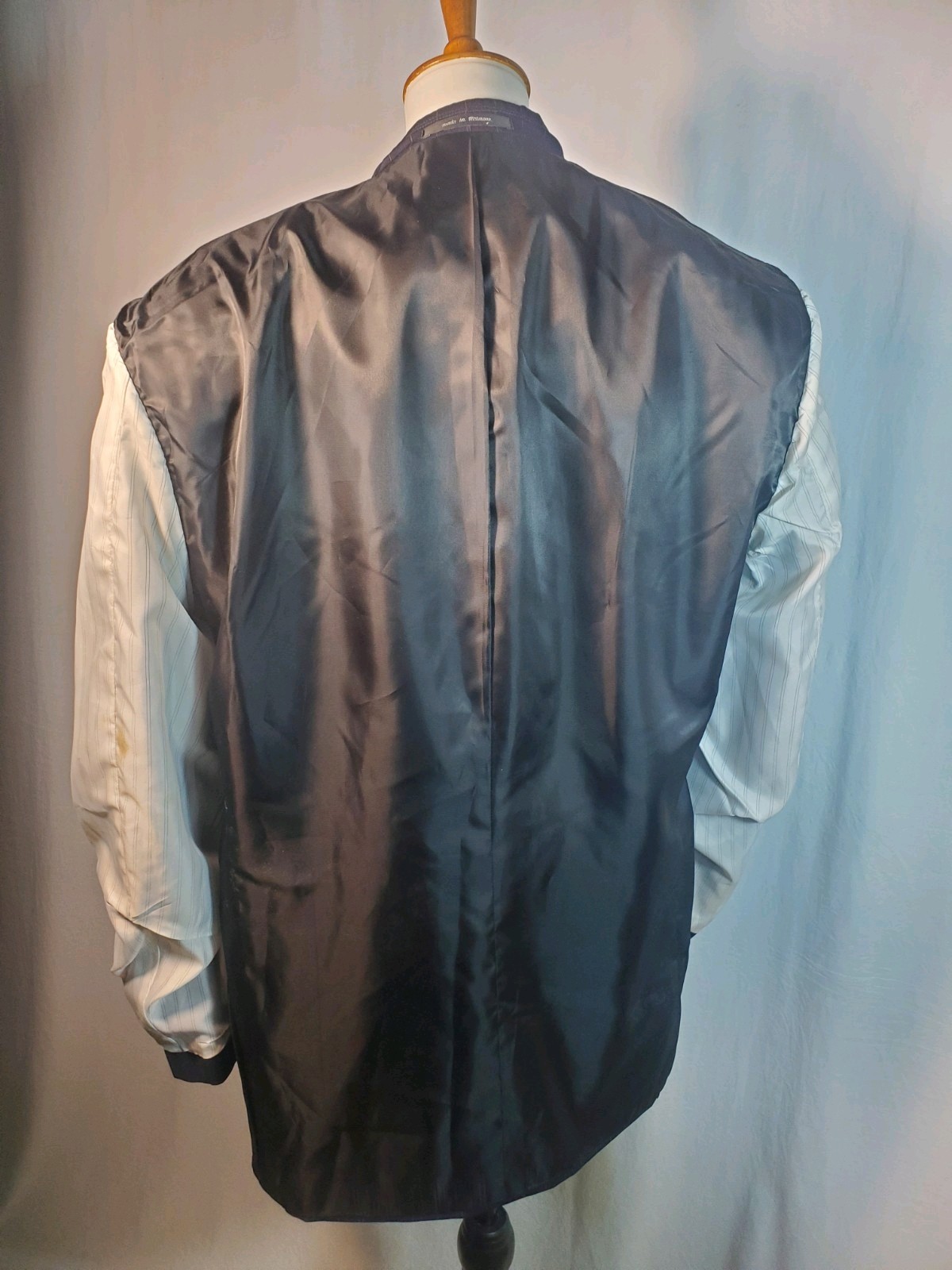 Picture 3 of 20
