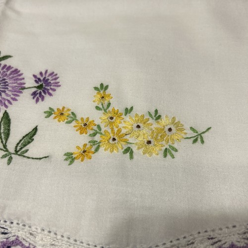 Bestickter Kissenbezug Standard Handarbeit Blumen Häkelspitze Borte - Bild 7 von 11