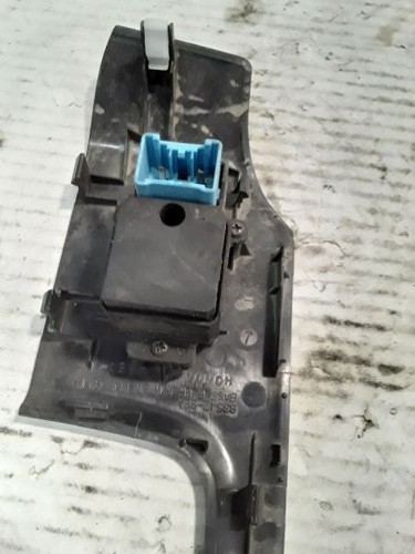 2006 TSX PASSENGER Rear Door Switch 278928 - Picture 4 of 12