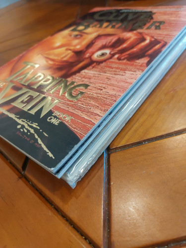 Klopfen auf die Ader von Clive Barker Bücher 1, 2, 3, 4 Graphic Novels - Bild 3 von 13