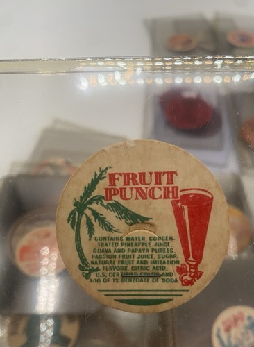 Lot of Milk Bottle Caps, Various Locations - Picture 14 of 17